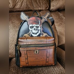 Pirates of the Caribbean Dead Men Tell No Tales Loungefly